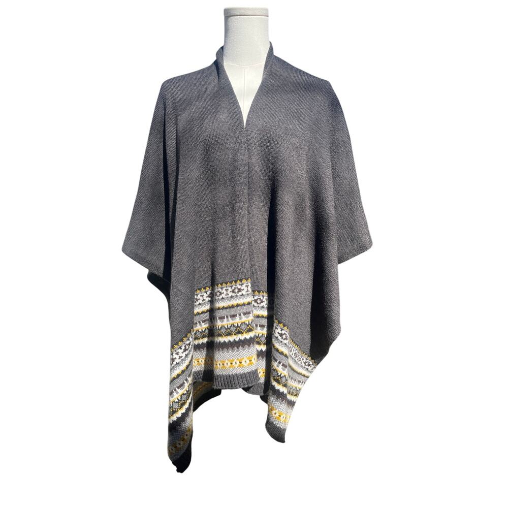 Madison 88 Womens Poncho Cape Wrap Geometric Aztec Gray Gold  OS